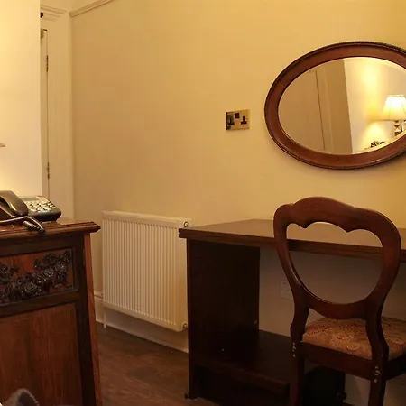 Hotel Clementine Отель 5*