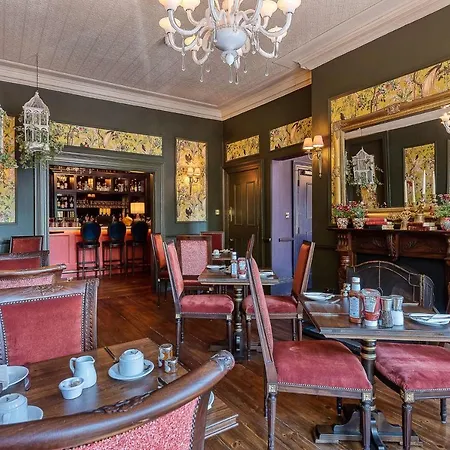 Clementine's Hotel 5*