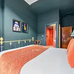 Clementine Hotel 5*