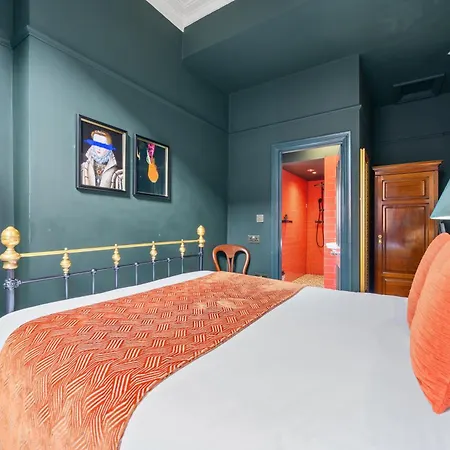 Hotel Clementine Отель 5*