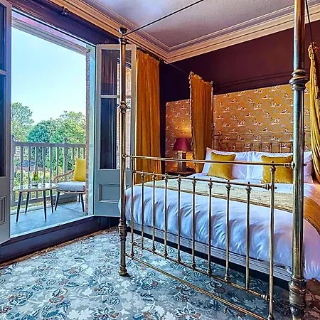 Hotel Clementine