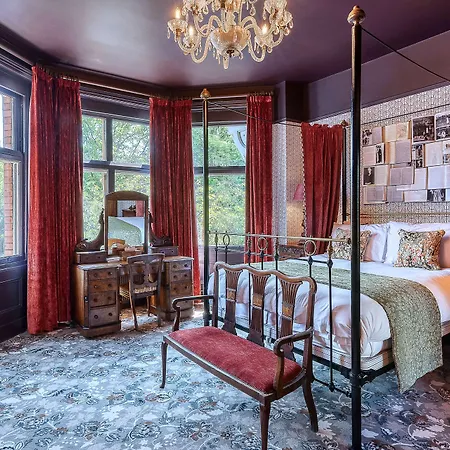 Hotel Clementine Szálloda 5*